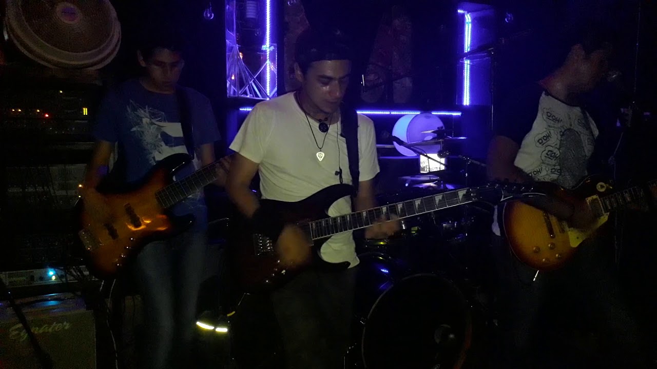 PYRAMID ROCK BAND