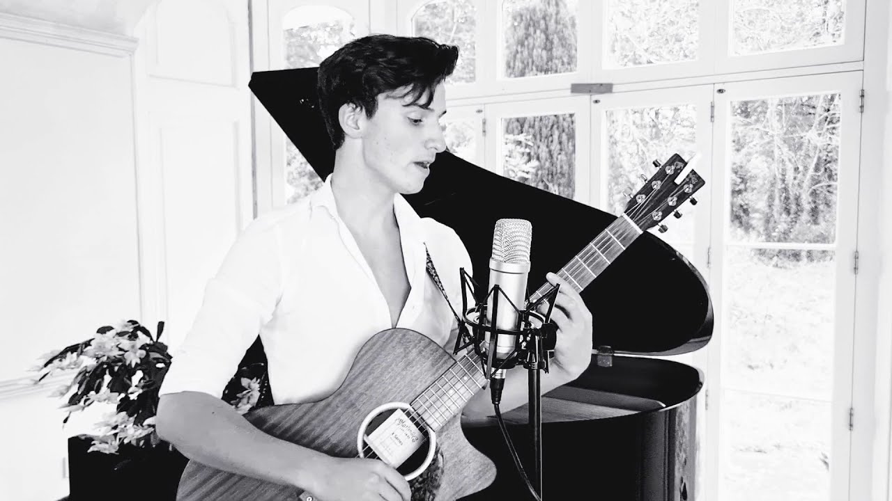 Cuan Durkin ~That's Amore *Dean Martin*