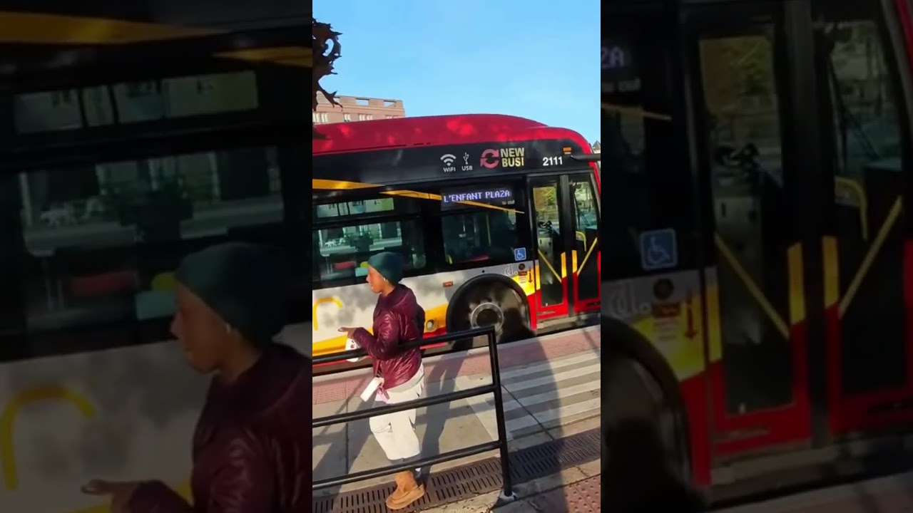 Here comes my bus. DC Circulator near Eastern Market Station.