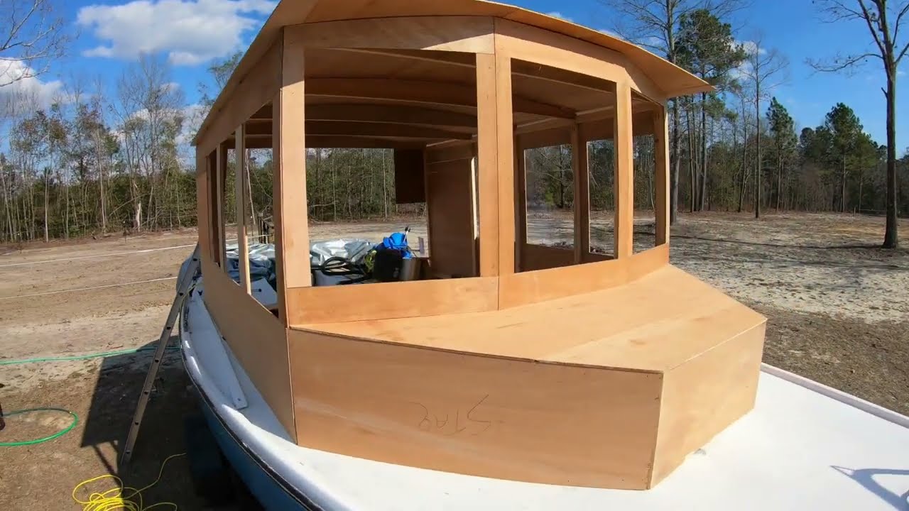 Sailboat to Trawler/Shanty Conversion. (Ep 4) Cabin top on!