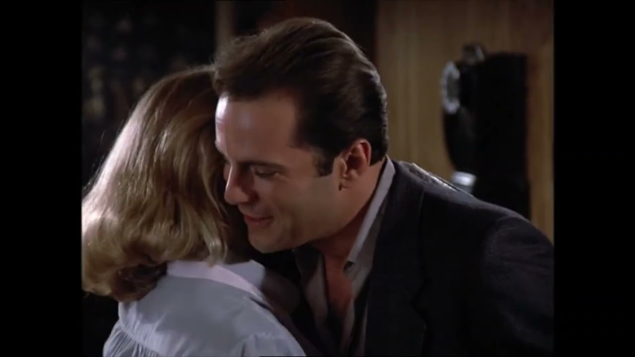 Bruce Willis Moonlighting Just Like Starting Over