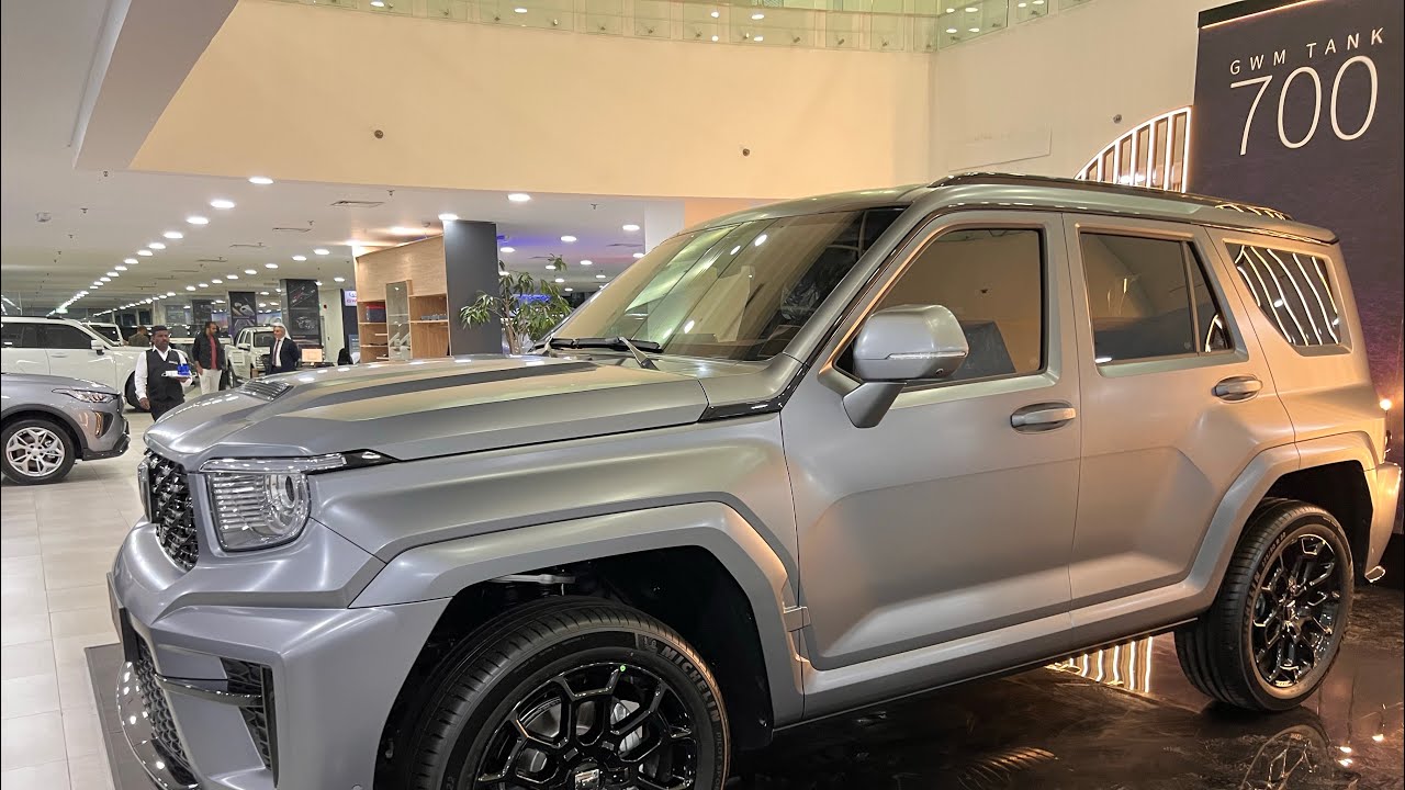 جيب تانك 700 TANK الفخمه  6 أسطوانات على شكل V بسعة 3.0 لتر ثنائي التيربو  348 حصان و وتجير 9 سرعات 