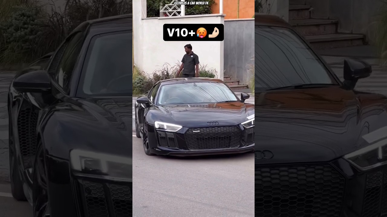Black Audi R8 V10 Plus 🖤