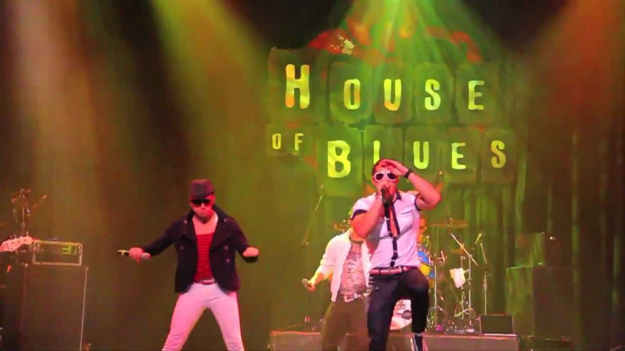 Chino Y Nacho Tu Angelito in House of Blues
