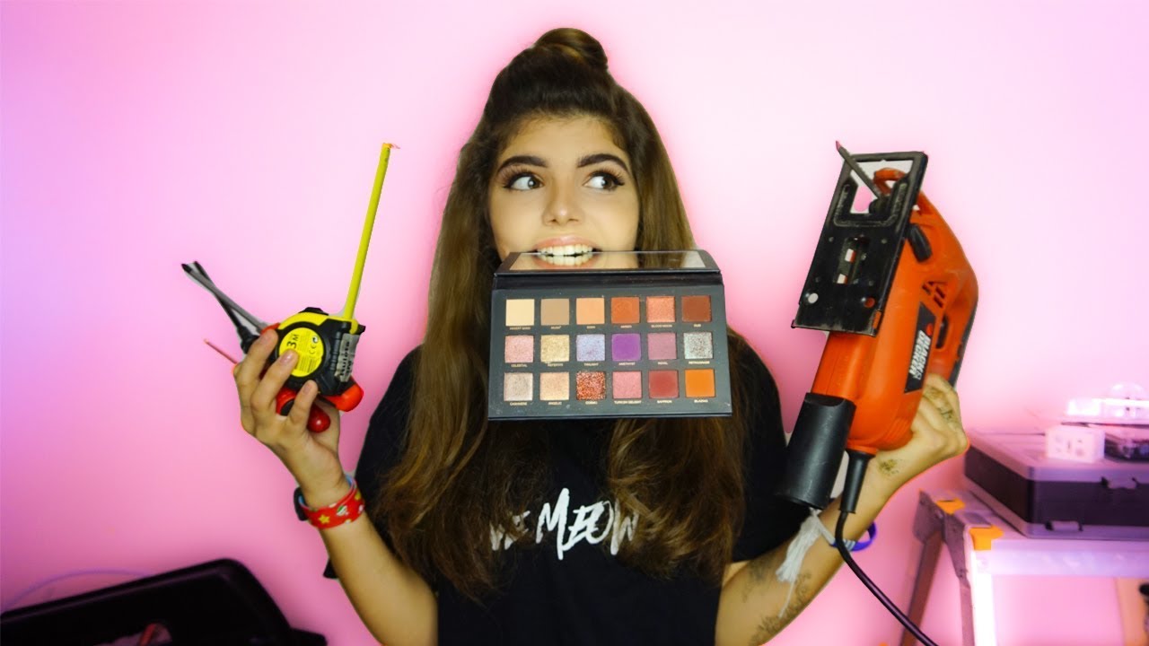 ERA SA IMI SCOT OCHII CU UNELTE CASNICE