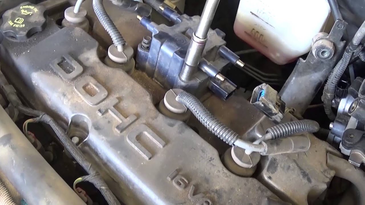 Chrysler PT Cruiser 2.4 Valve Cover Gasket Removal and Replacement!