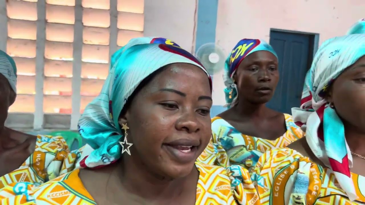 CHORALE  LA TROMPETTE  FEMMES PAROISSE DE KIMBWALA 