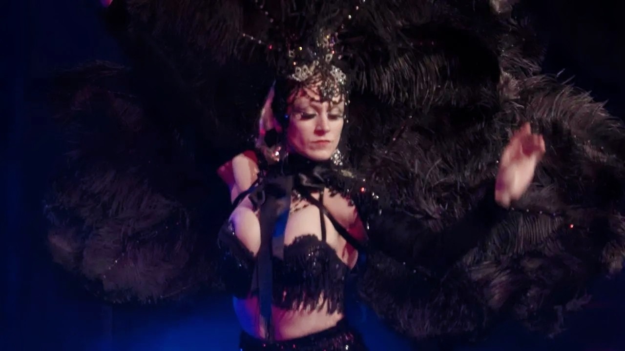 ✨Avdotia performs “Diablo’s Mistress” | Dark Gothic Cabaret Burlesque | The Velvet Burlesque™ Show