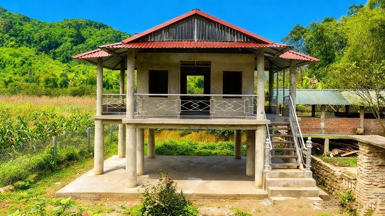 The Dream House of a Single Girl