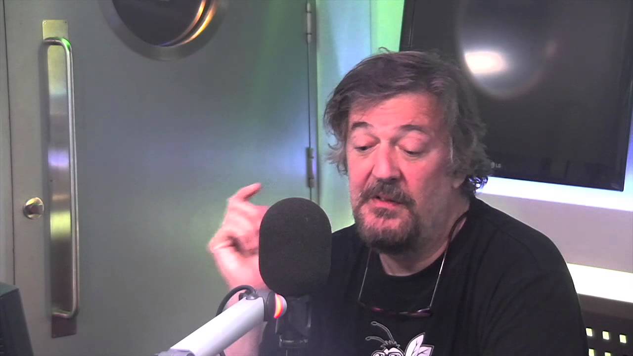 Stephen Fry speaks to Classic FM 2/3
