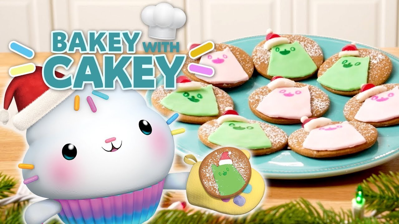 🎄 Baking Santa Cat Cookies! 🍪 Cakey's Favorite Gingerbread Recipe! 😻 | BAKEY WITH CAKEY