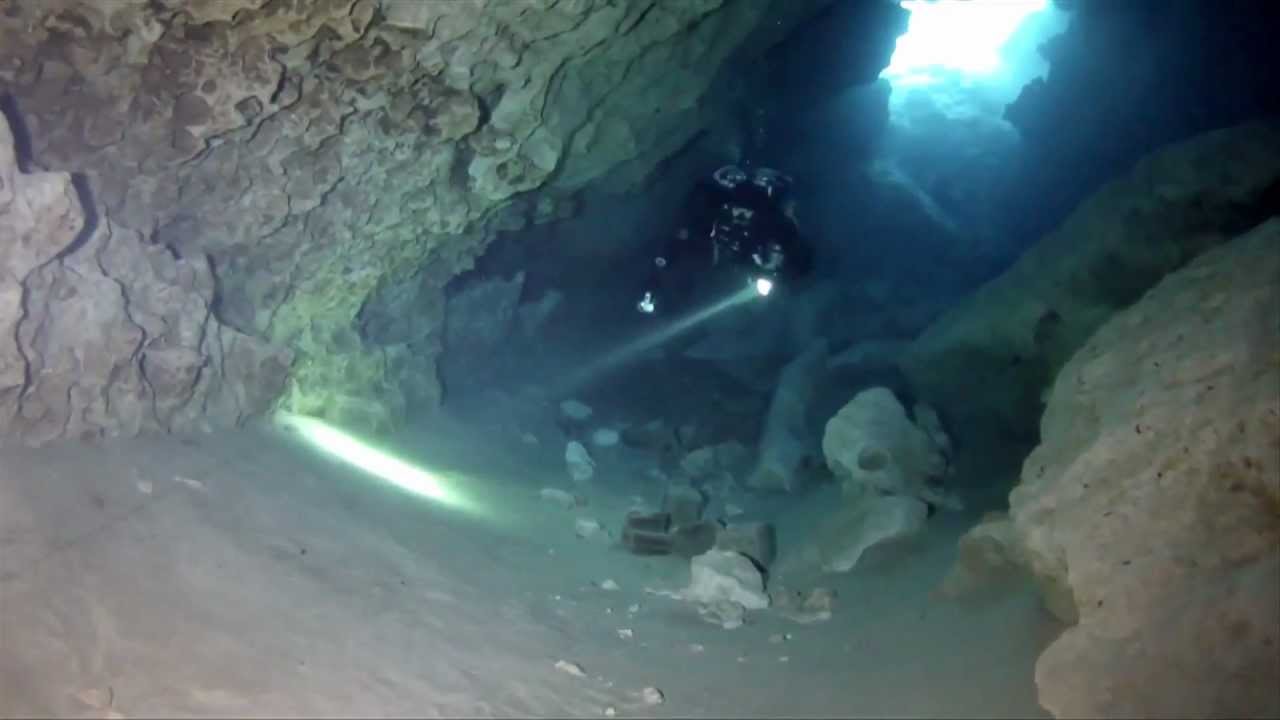 Yellow Diving 24w HID Primary and 24w Video Head at Jackson Blue, FL