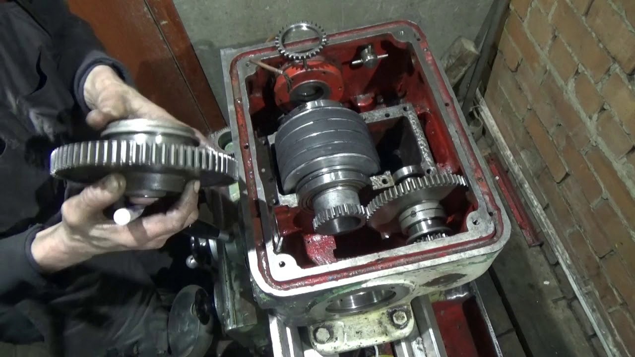 Токарный станок 1и611п. Мелкий ремонт в передней бабке.