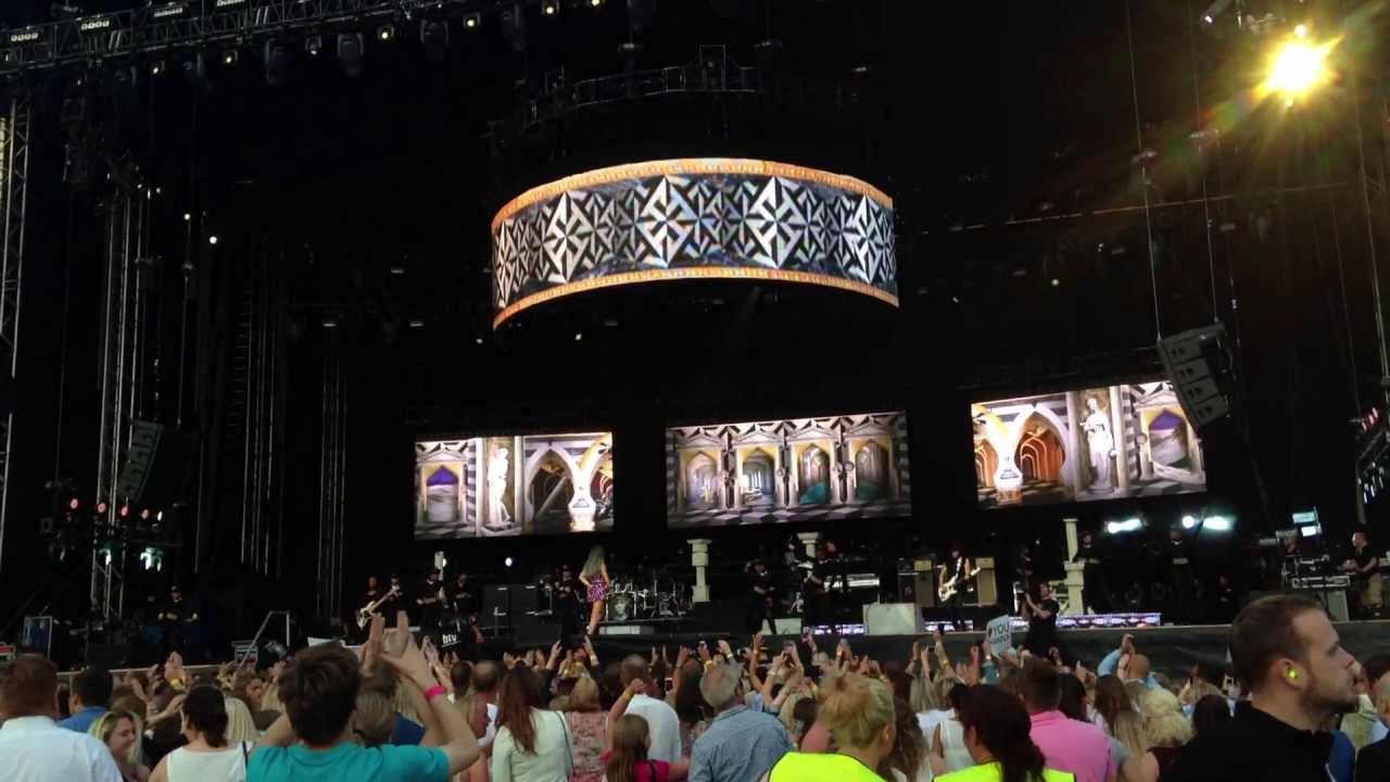 Rihanna - Phresh Out The Runway / opening of Diamonds World Tour in Bergen 2013