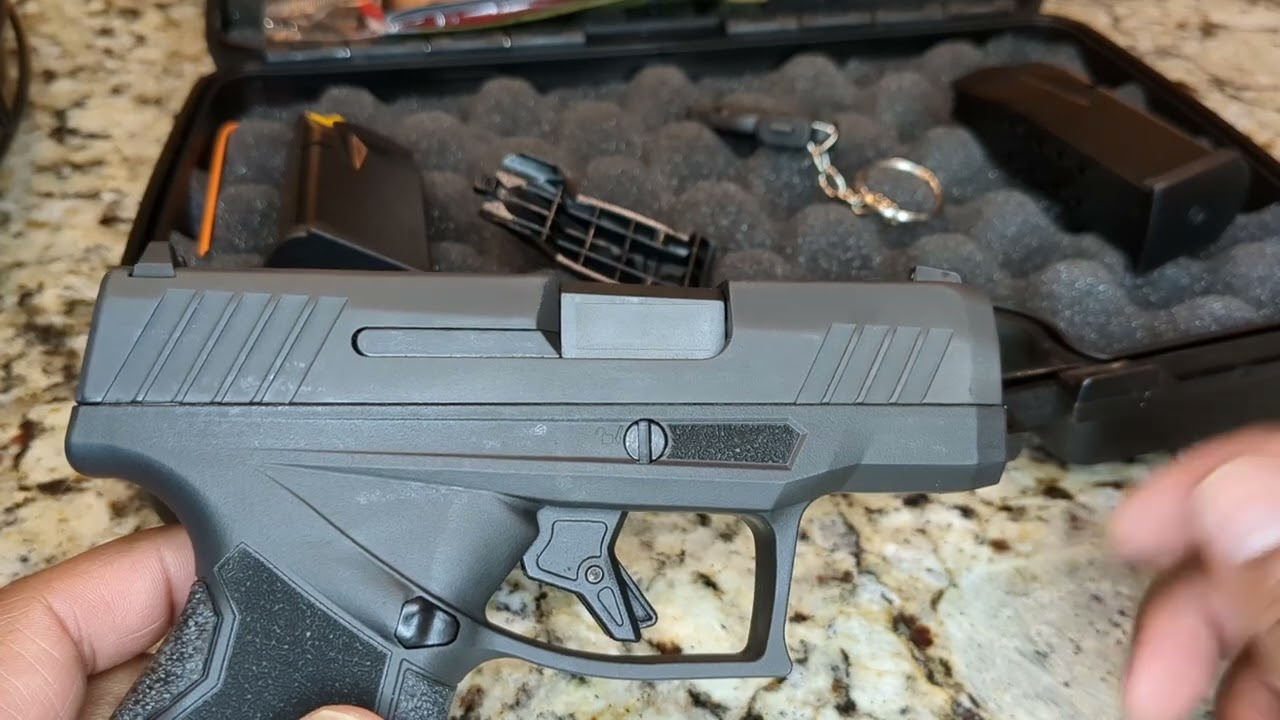 Taurus GX4 Unboxing