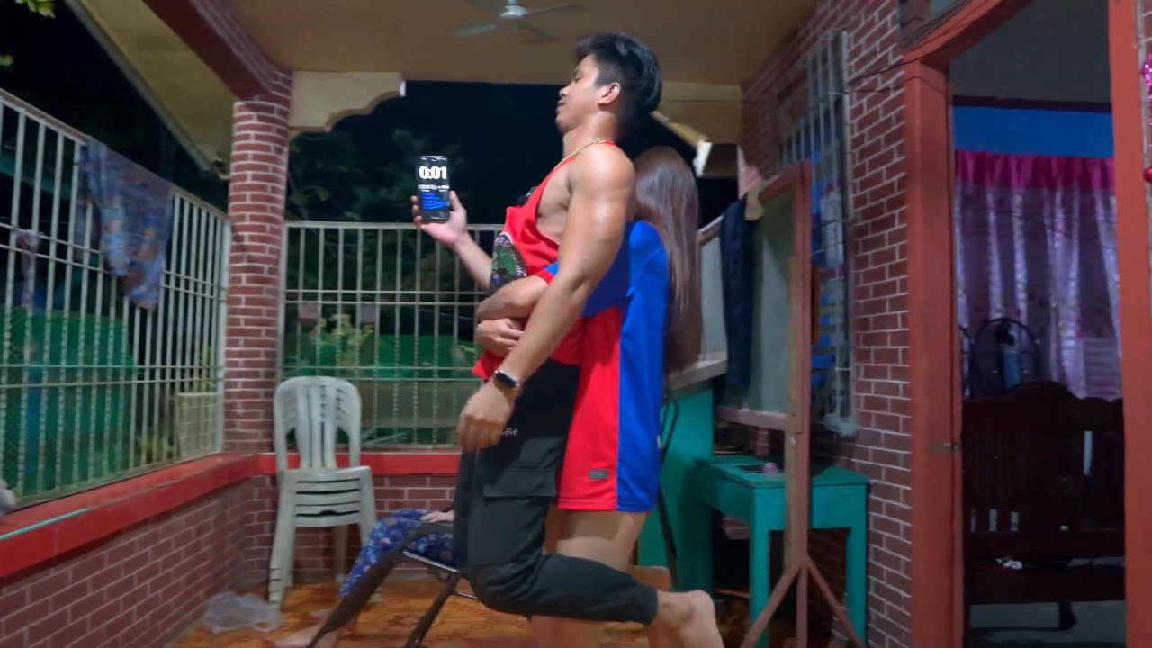 How to Lift and Carry a Person to Safety | Bearhug and Armpit Carry