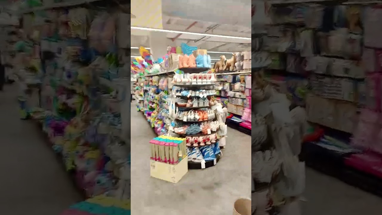 Centro commerciale dima shopping Bufalotta Village talenti ascensore passeggiata che vuoto che bella