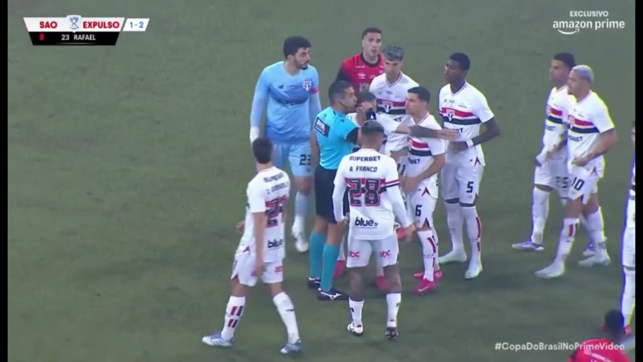 Expulsão de Rafael | São Paulo x Atheltico PR