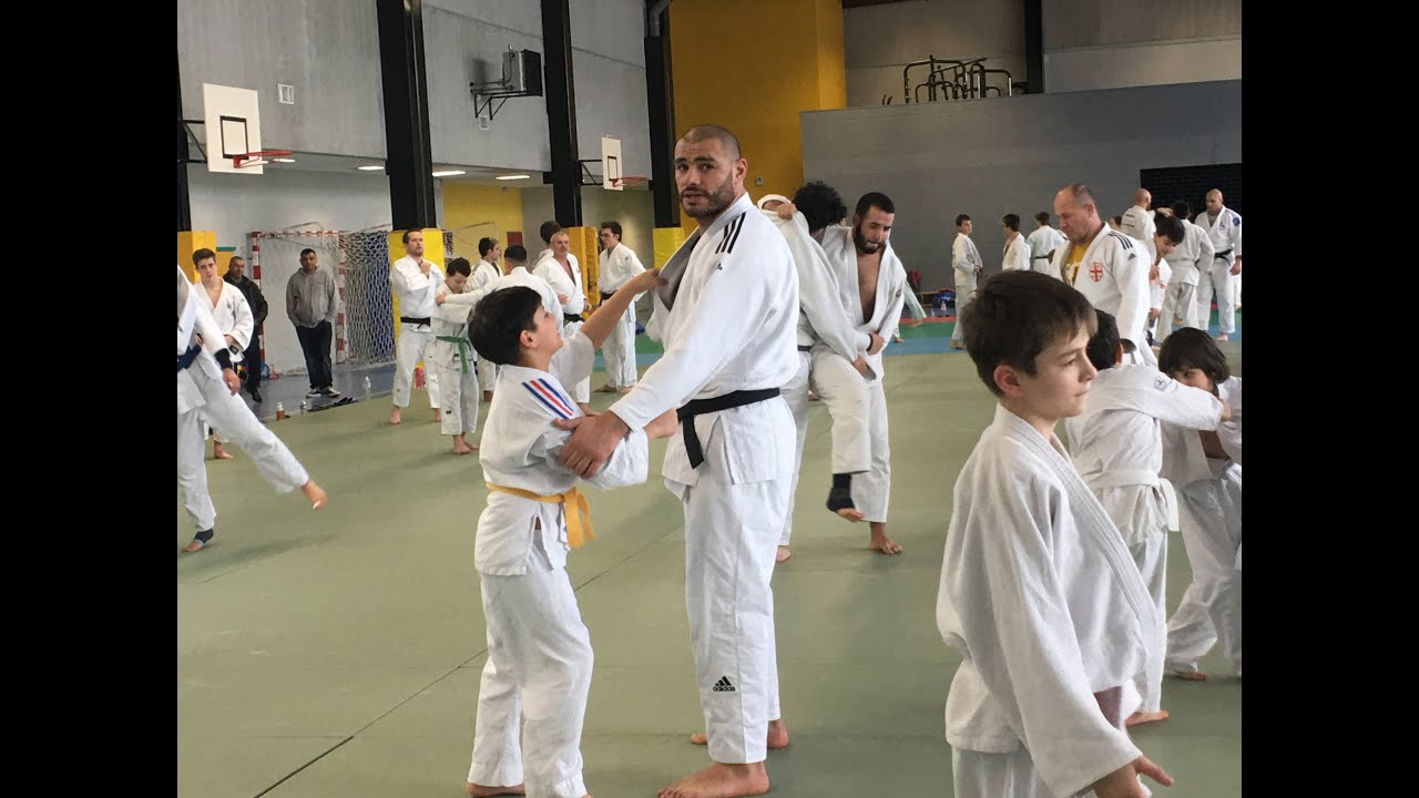 გურამ თუშიშვილი( მსოფლიო ჩემპიონი) და ნიკოლოზი ვარჯიშზე-guram TUSHISHVILI(Champion du monde)et nika