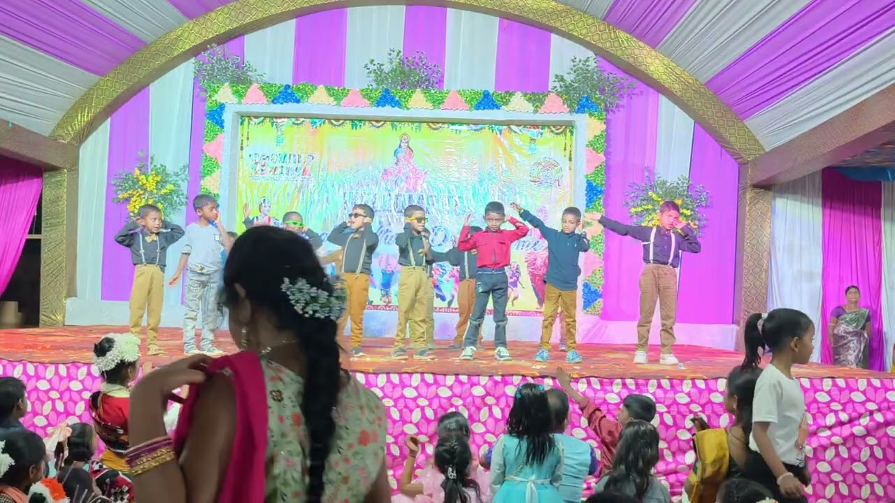 Bom Bom Bole by UKG Group C, Oum Kids & OMGV, Jharigam