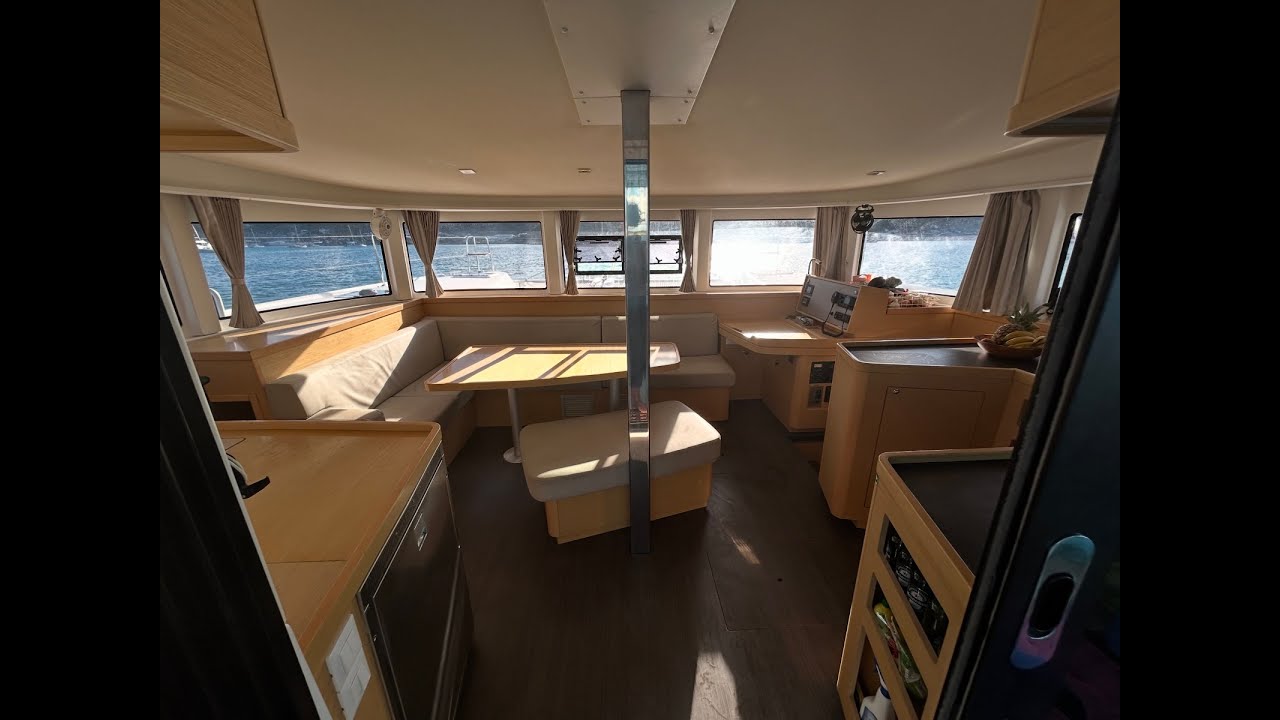 Int Video Lagoon 42