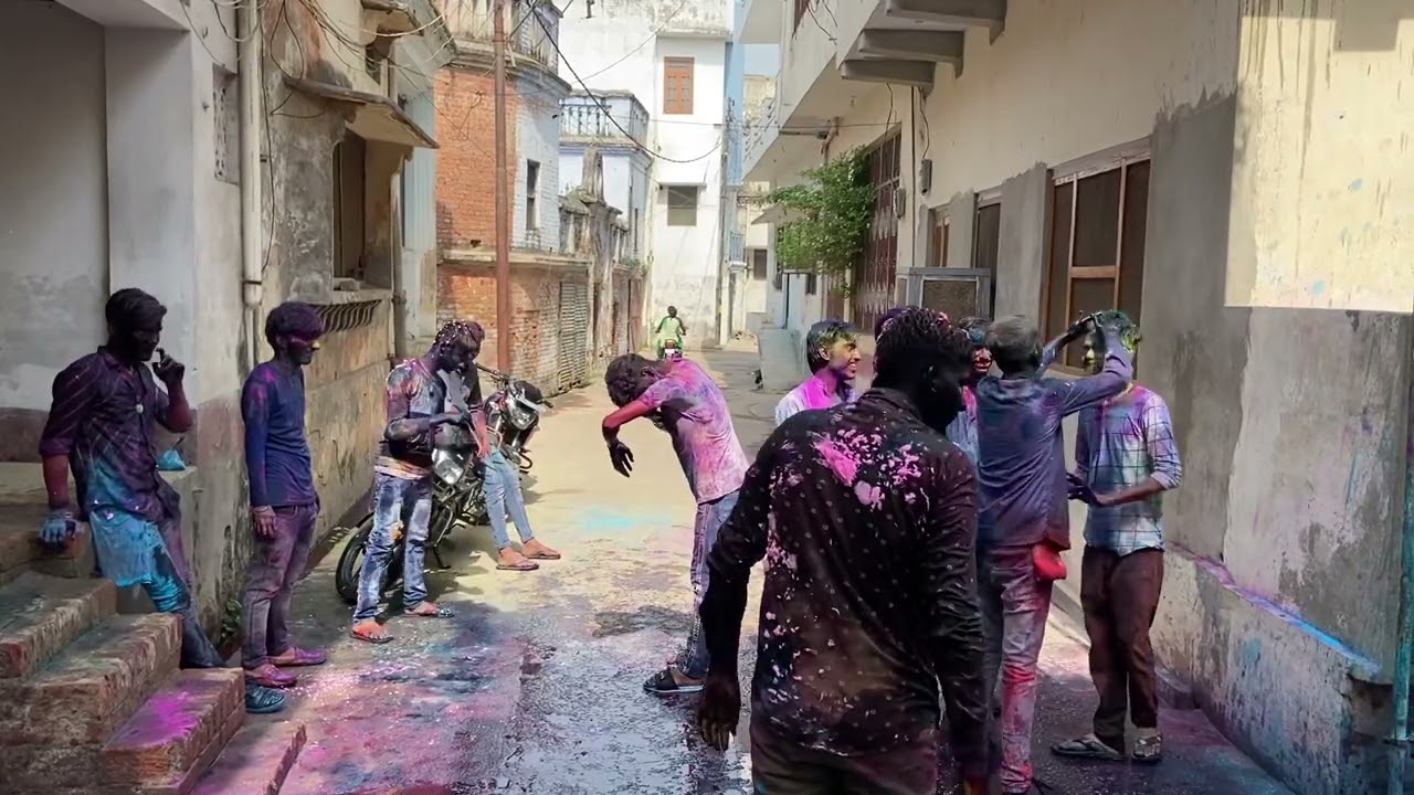 Holi celebration in Barabanki 2021