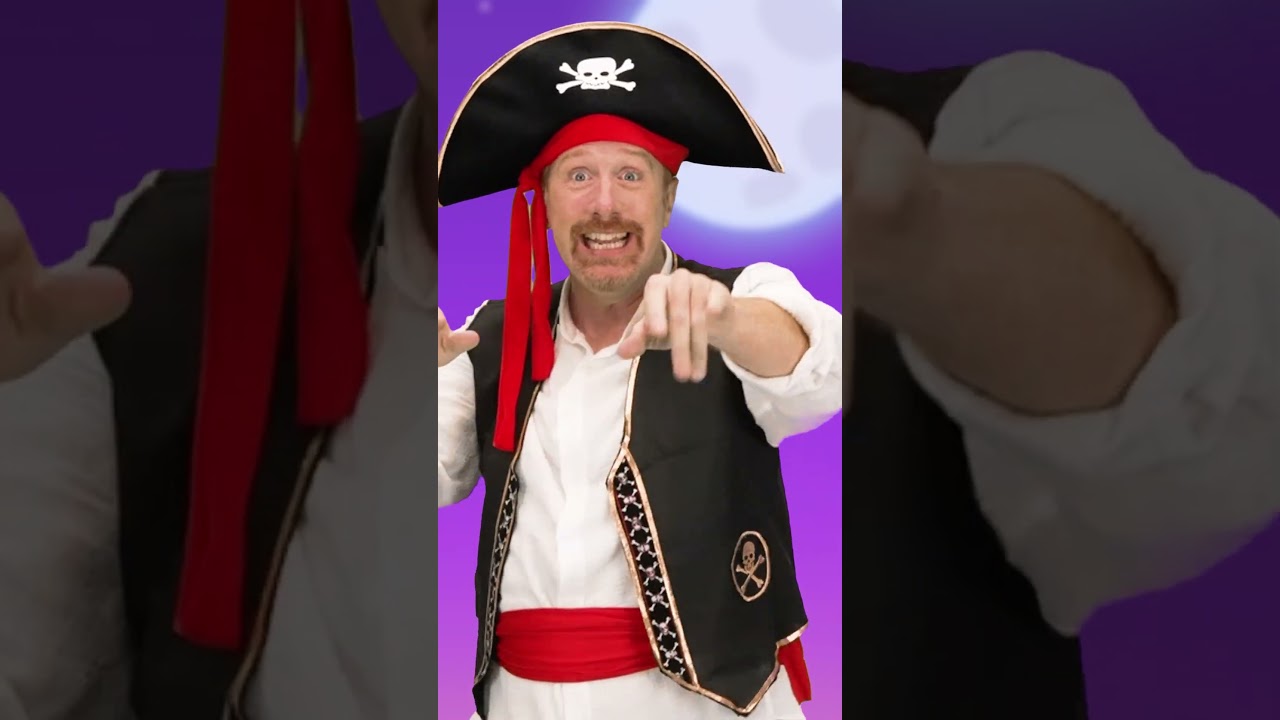 Steve&rsquo;s Pirate Party Dance! 🏴&zwj;☠️ Can You Dance Like a Pirate🦜🎵 #shorts #steveandmaggie🧍&zwj;♂️