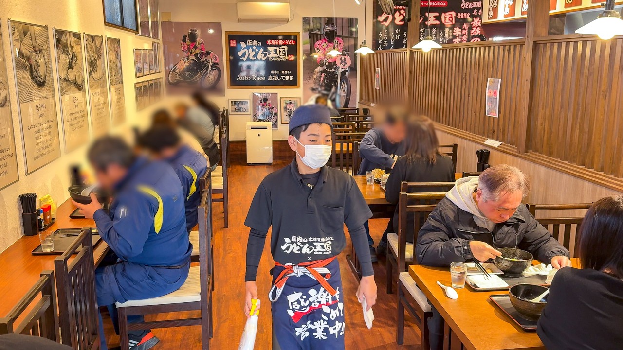 6th Grader Runs the Shop! $0.70 Tempura & Onigiri at a Hidden Udon Gem Run by 6 Family Members!