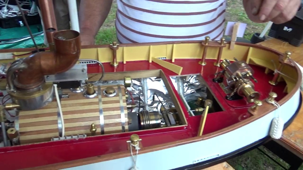 Démarrage remorqueur (tug) Côte d’Émeraude de Patrick  2/2 - Bateau vapeur  Steamboat dampfschiff RC