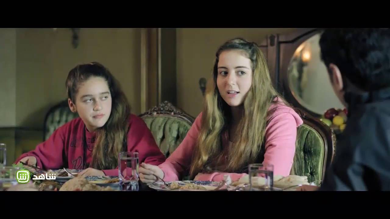 #‏أبو_البنات‬ | مشهد كوميدي لفارس حظو للهروب من آداب الطعام !