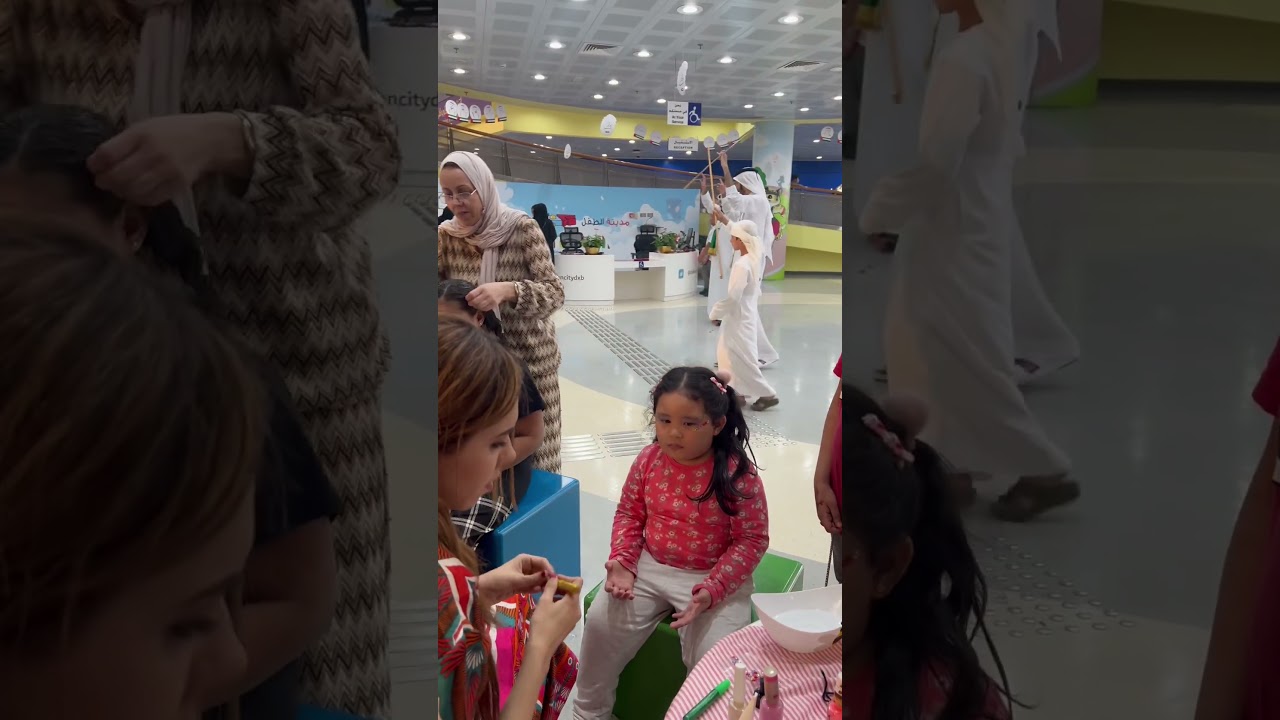 UAE Traditional Dance | Face Art 🥴🥴 #shorts #explore #reaction #art  #dance