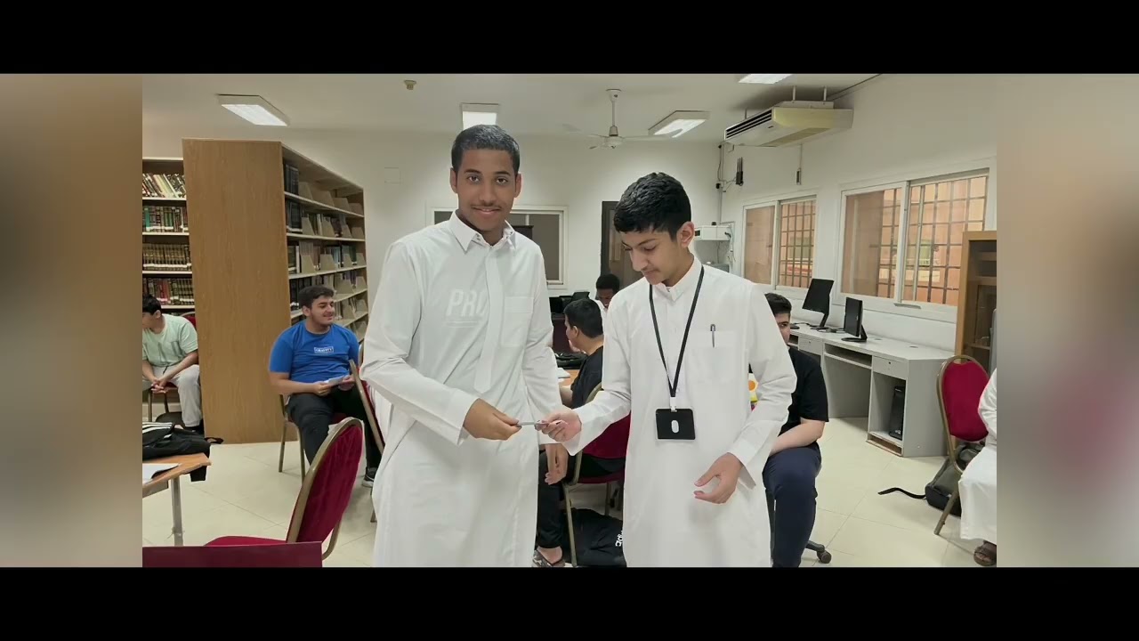 فيديو الانشطة الطلابية والتطوعية بثانوية مجمع الامير سلطان التعليمي بالرياض للعام الدراسي 1444