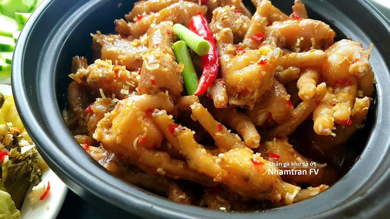 CHÂN GÀ KHO SẢ ỚT mềm thấm đậm đà ăn cơm hay lai rai đều ngon mà dễ nấu |Nhamtran FV