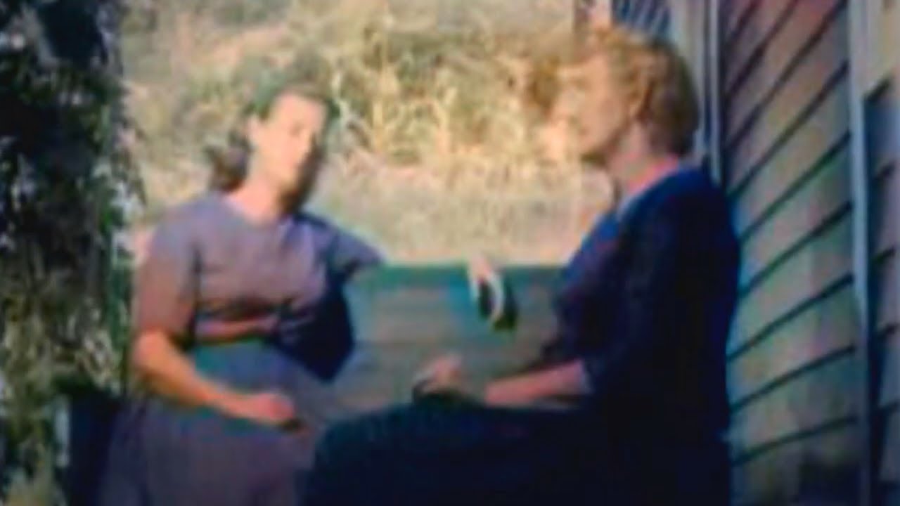 Jean and Edna Ritchie sing traditional ballad "The Four Marys" (1966) [restored video and audio]
