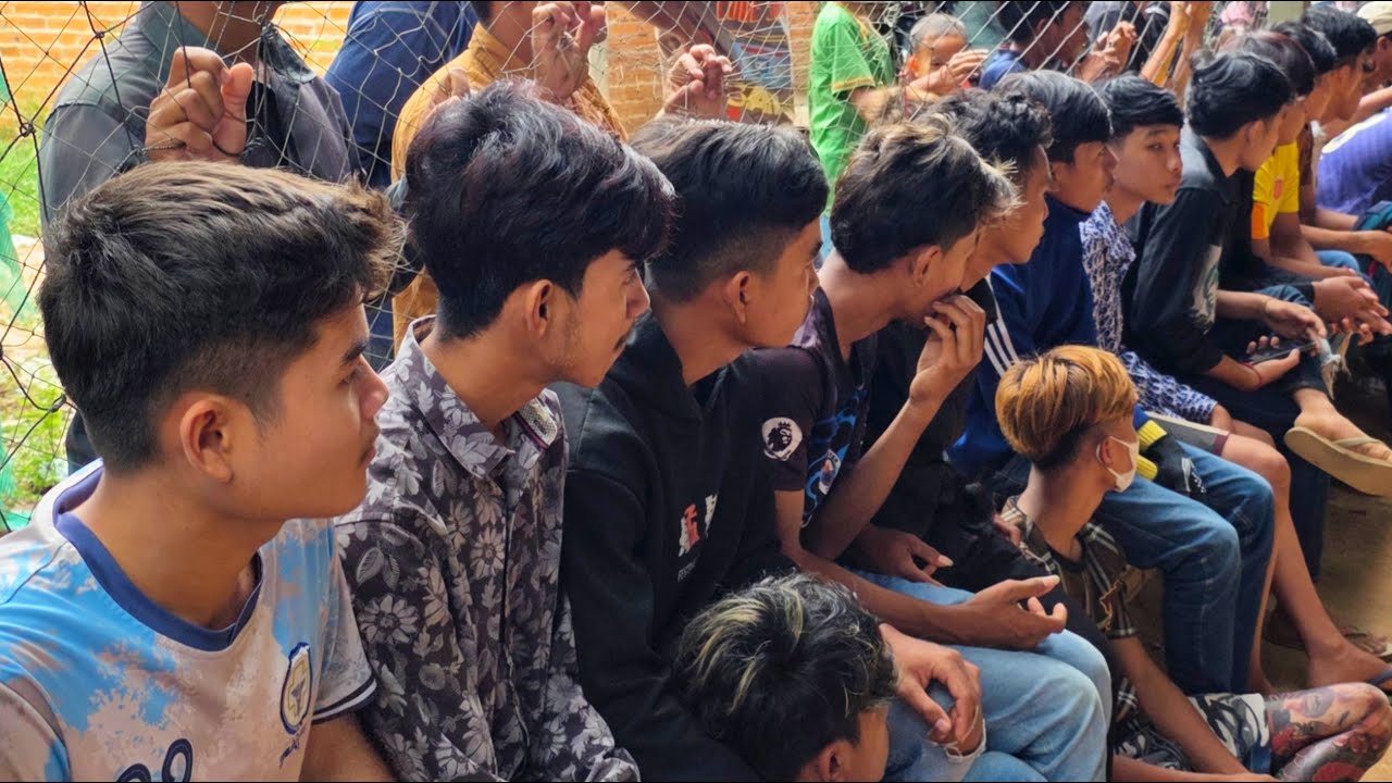 ខនហ៊ានពេកហើយ តអោយគេ 3/5 ស្មាត់ដាច់បាំងល្អទៀត Village Volleyball Match