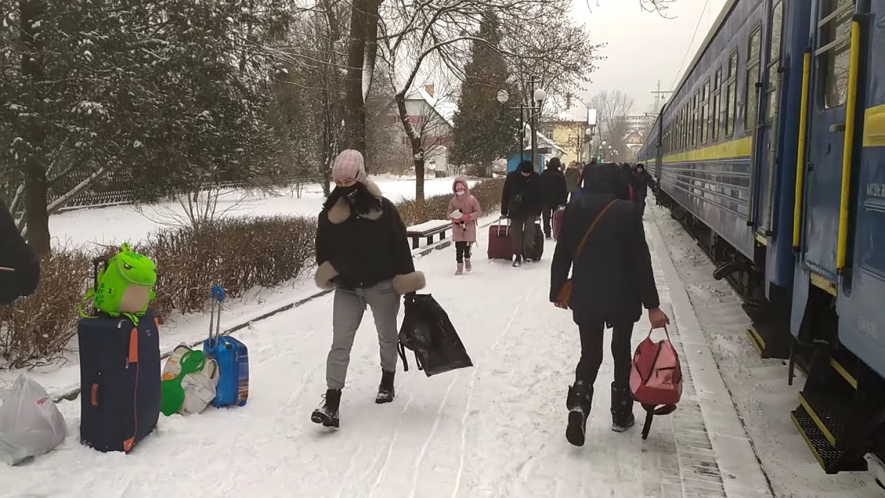 Потяг Дніпро-Трускавець прибуває у Трускавець  7 лютого 2021 р. і центр міста