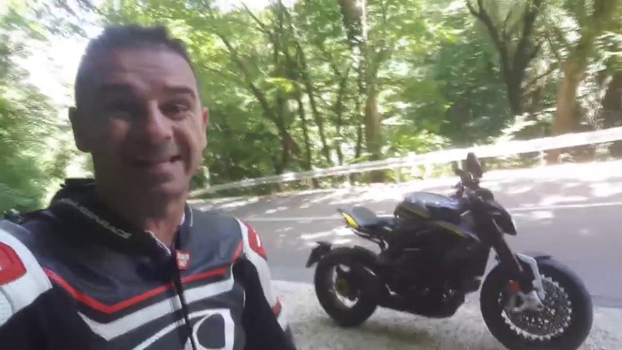 MV Agusta Dragster 800RR - Féktelen száguldás