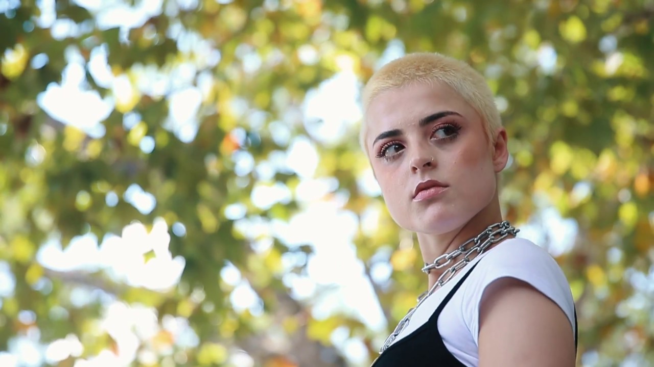 Mulheres que rasparam os cabelos contam sobre sua escolha