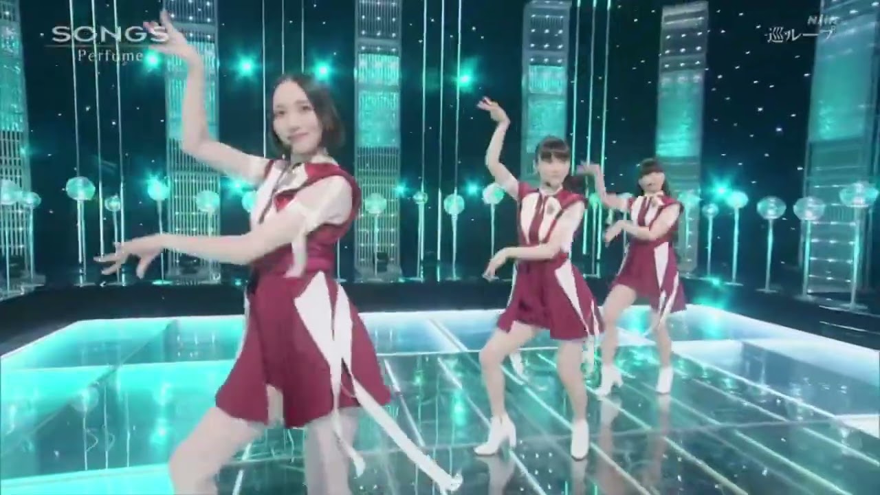 Perfume「巡ループ」Full Stage mix (Front view)