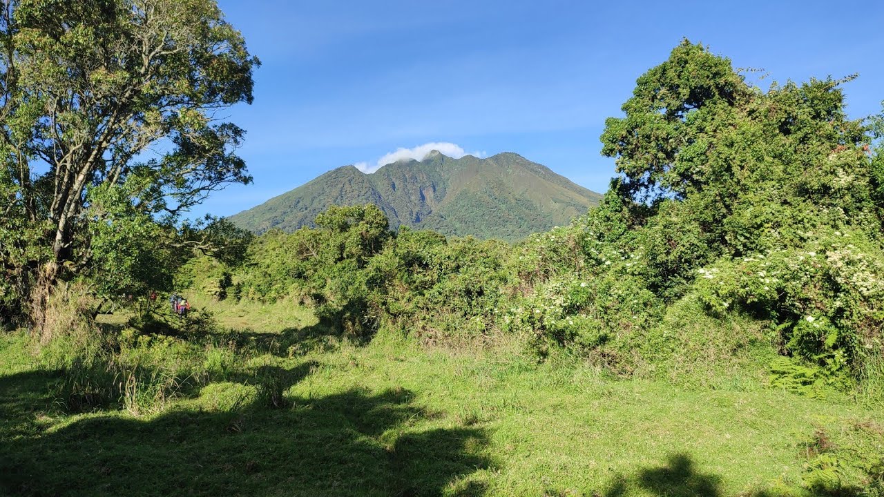 MOUNT SABYINYO | Virunga Mountains 🇺🇬