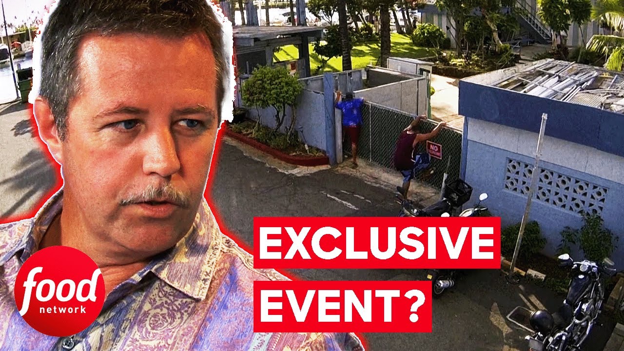 Staff Sneaks Friends Into Members-Only Exclusive Club! | Mystery Diners