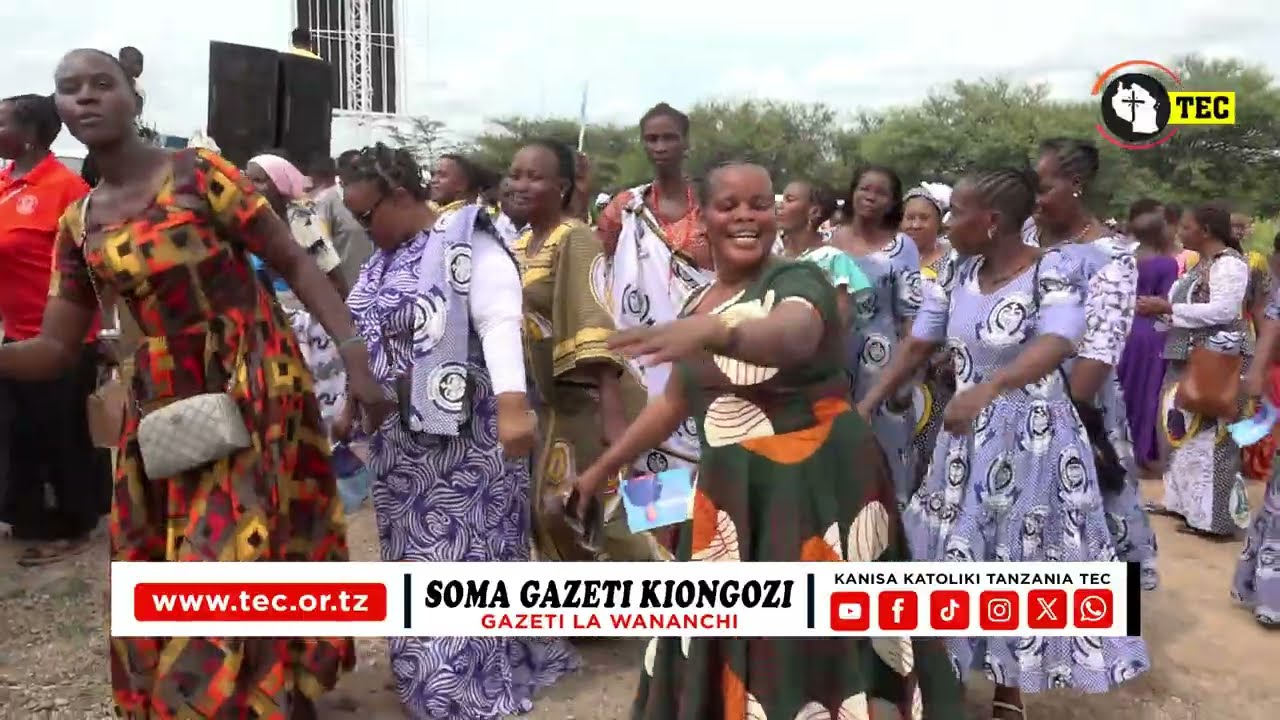 Utapenda jamii ya Wasukuma wakicheza Nyimbo kwa furaha wakimkaribisha Askofu Prosper Lyimo Kanda..