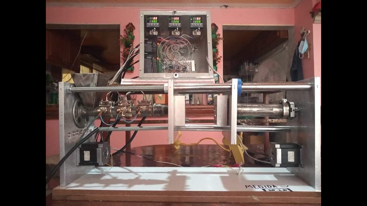 Fabricación de maquina de inyección desde cero (CONTROLADA CON ARDUINO UNO R3) Proyecto Aula