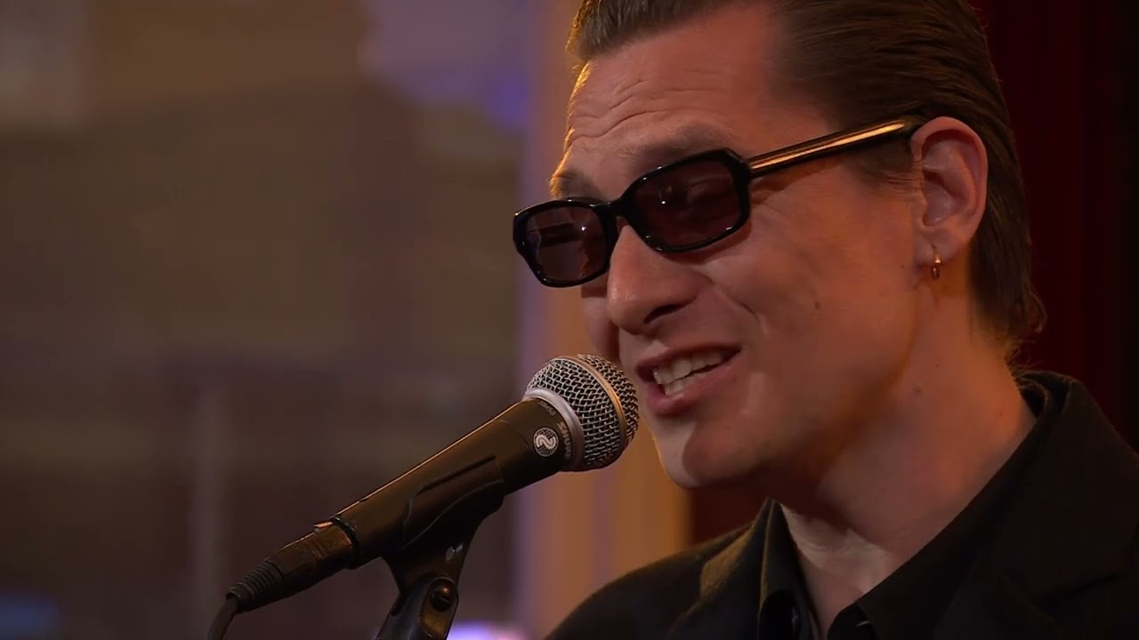 VUUR van de Vrijheid - Naaz & Thomas Azier 'Babylon' (2024)