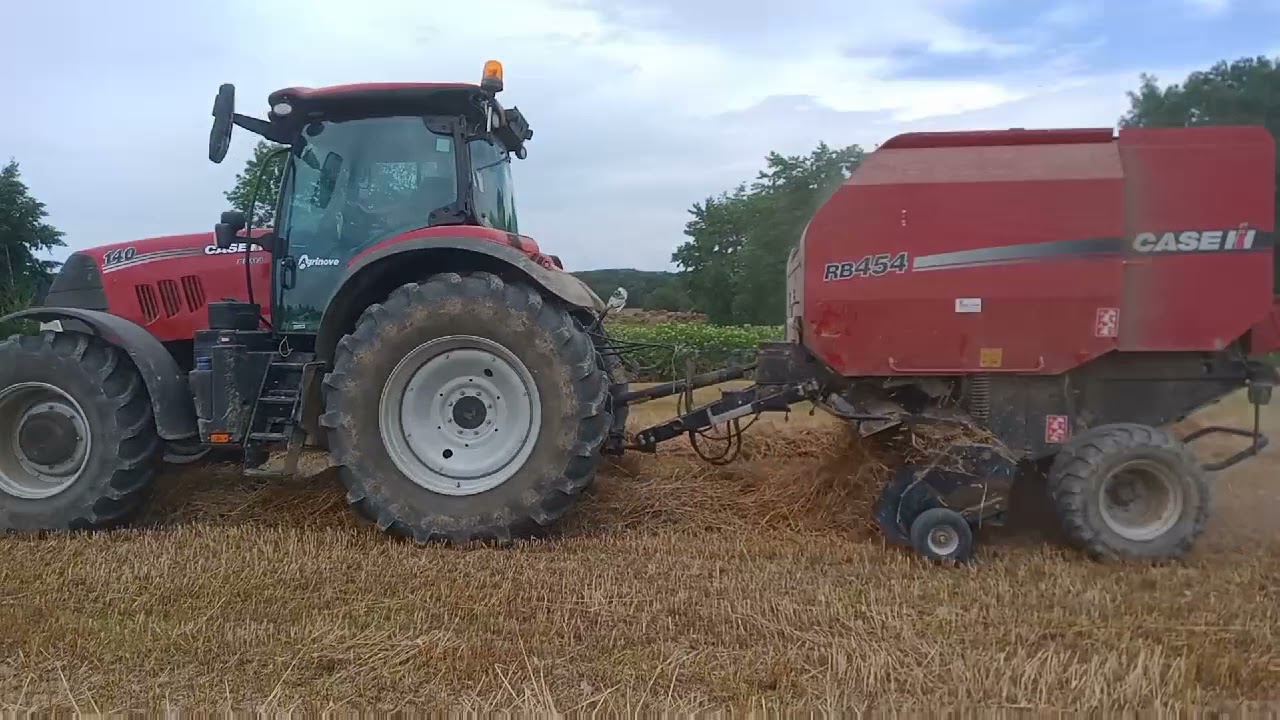 pressage de paille 2021/case ih puma 140x/case ih rb 454