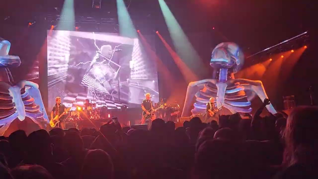 The Offspring Supercharged Worldwide Winnipeg @ Canada Life Centre Feb 5th, 2026. 🤘🏾