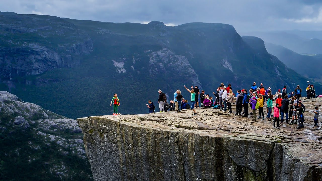 Preikestolen (Pulpit Rock) - Norway's most famous hike
