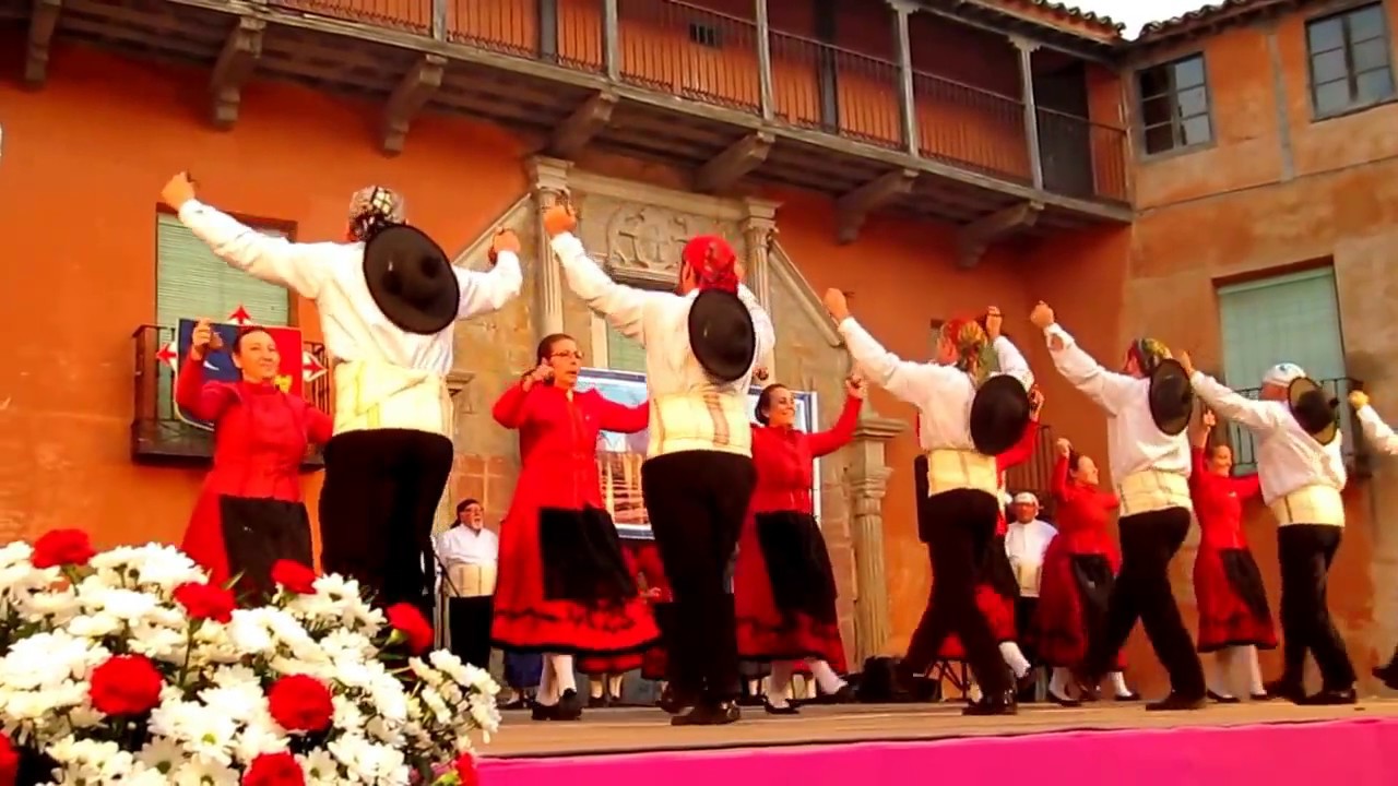 XXXVII FESTIVAL DE FOLKLORE CAMPO DE CRIPTANA 15-7-2017 TROVADORES DE LA MANCHA