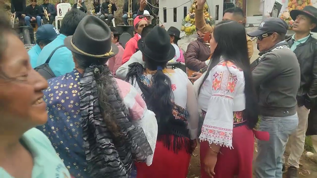 Grupo tradicional Renacer Flor del Valle de Urcuqui comunidad Casa Quemada el Hospital 2025