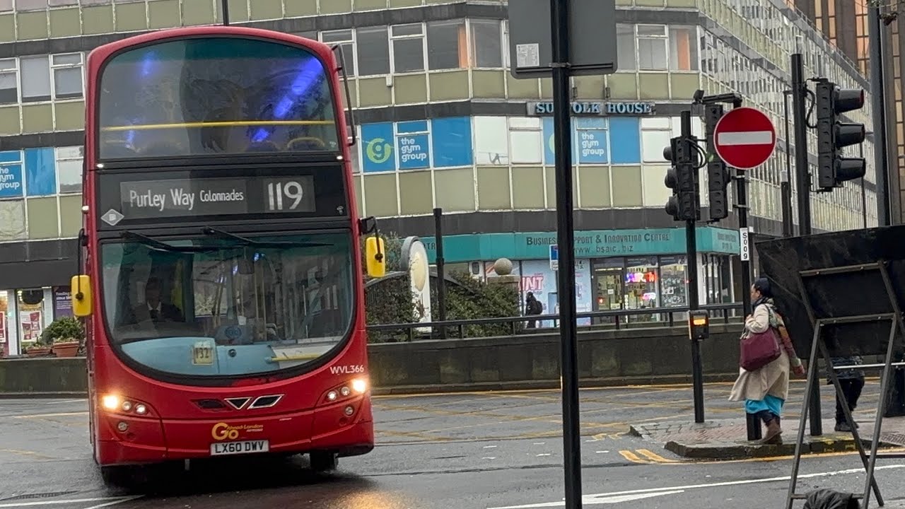 Volvo B9TL Wright Eclipse Gemini 2 GoAhead Metrobus WVL366 LX60DWV Route 119 Purley Way Colonnades